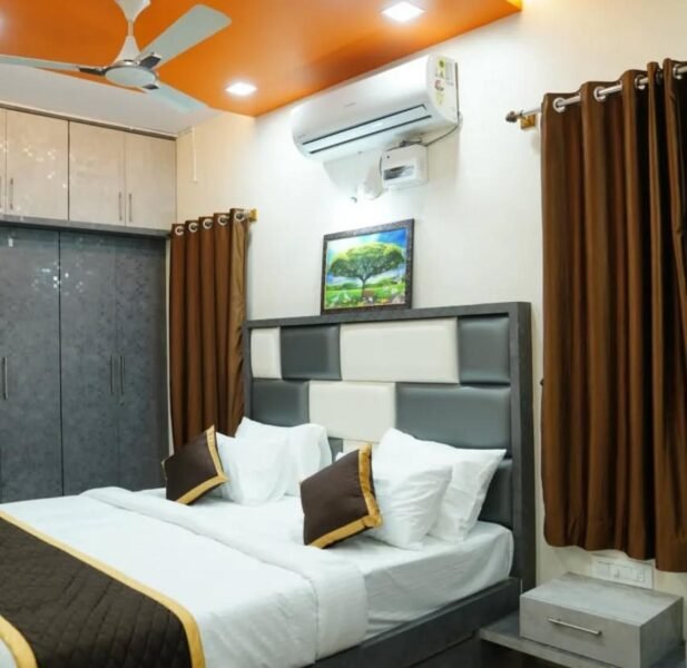 Sarabi Den. Shivamogga