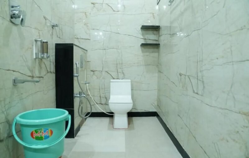 Sarabi Den. Shivamogga