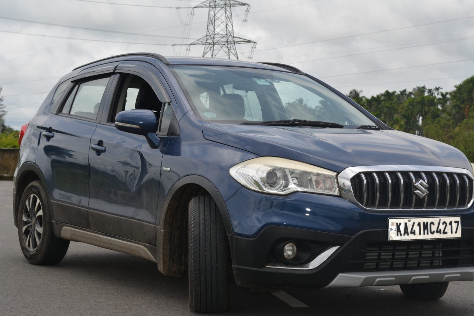 2019 S-Cross Smart Hybrid Diesel (2nd Owner) – Metallic Blue, New Tyres & Insurance! - Image 3
